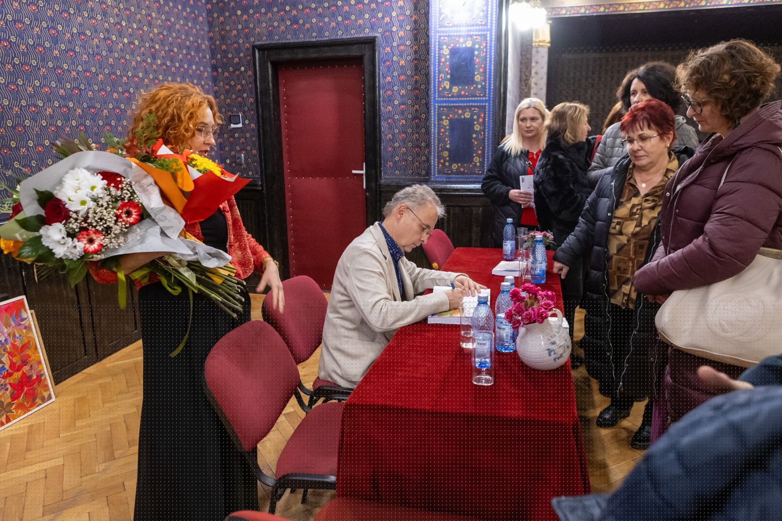 Lansare carte „Flori de dor”